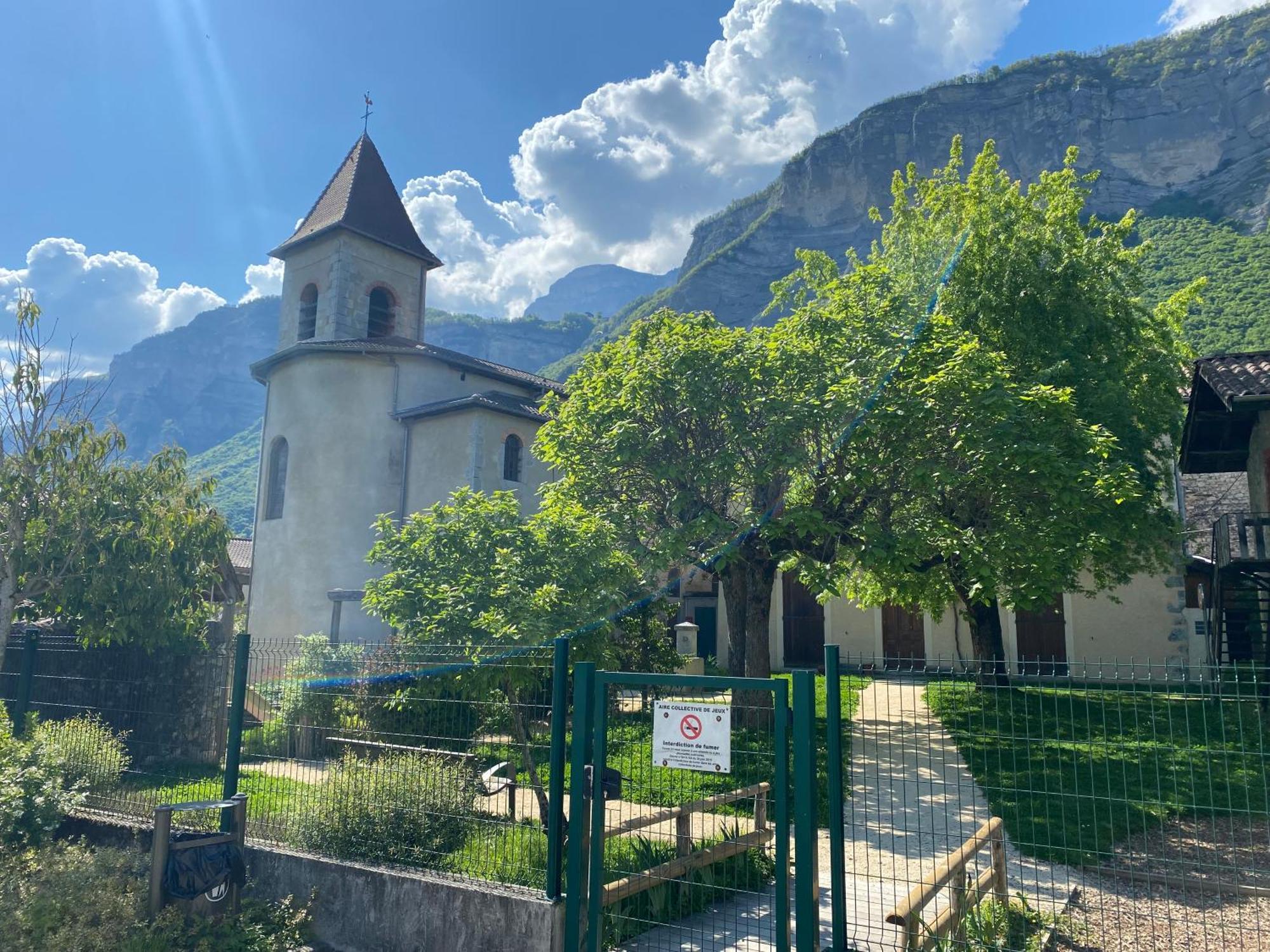 Maison De Village Au Pied De La Montagne Lumbin Ngoại thất bức ảnh
